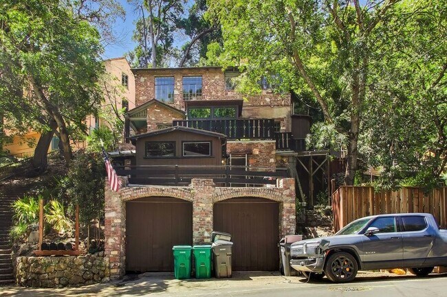 Building Photo - 7361 Claremont Ave