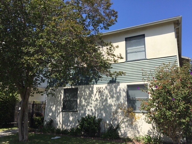 Building Photo - 2025 S Sherbourne Dr