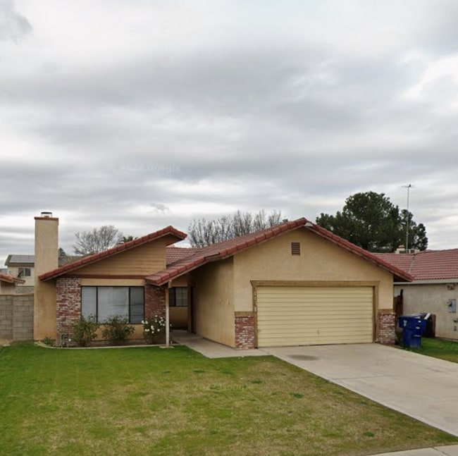 Building Photo - 5113 Gaylene Ave