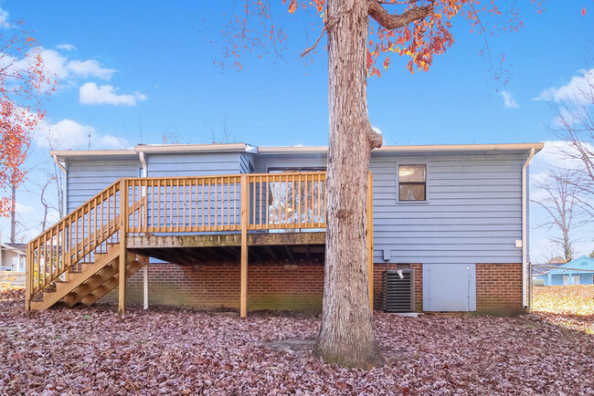 Building Photo - Cozy Home in High Point, NC