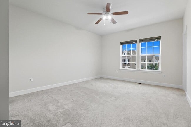 Building Photo - 10523 Hinton Wy