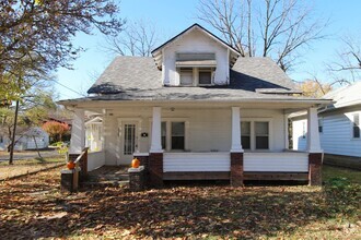 Building Photo - 329 S Talley Ave