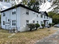 Building Photo - 1504 Allen St