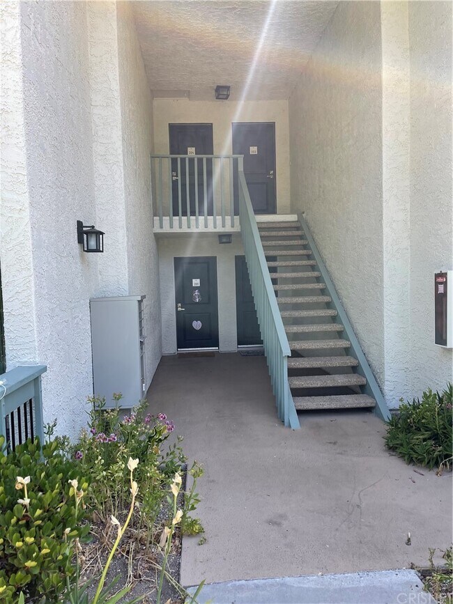 Building Photo - 4714 Park Granada