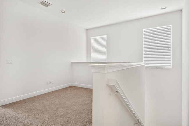 Building Photo - 4527 Cadiz Cir