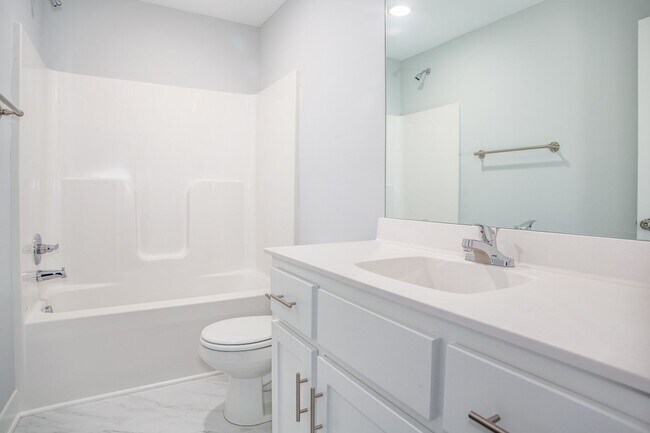 Building Photo - COMING SOON: Beautiful home in Avondale, MO!
