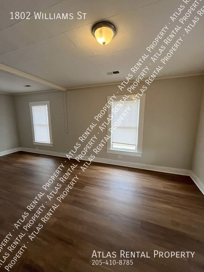 Building Photo - 1802 Williams St