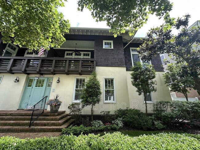 Building Photo - 4635 Pleasant Ave
