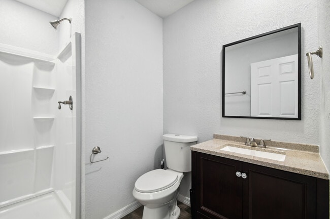Building Photo - 1051 Dogwood Dr