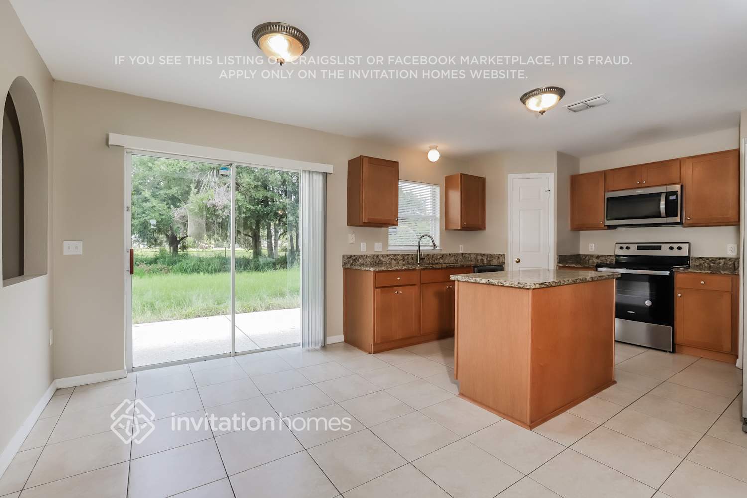 Building Photo - 692 Sunway Ln