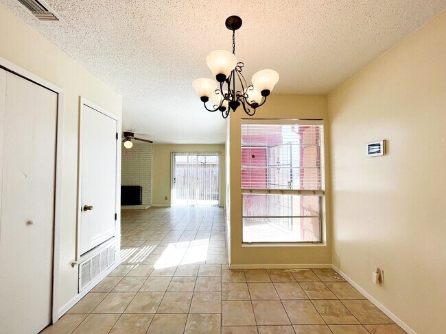 Building Photo - Available NOW!!!! This charming 1 story, 3 bedroom, 2 bath house could be your next home! Beautif...