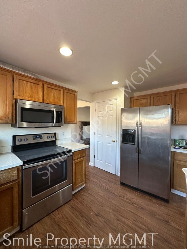 Building Photo - Refresh interior and Exterior Paints