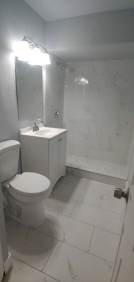 Building Photo - 5955 N 79th St