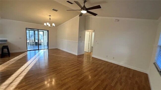 Living Room - 185 SE 62nd Ave