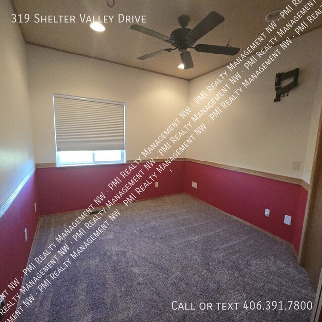 Building Photo - 319 Shelter Valley Dr