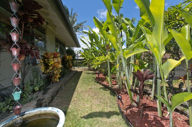 Building Photo - 44-12 Kaimalu Pl