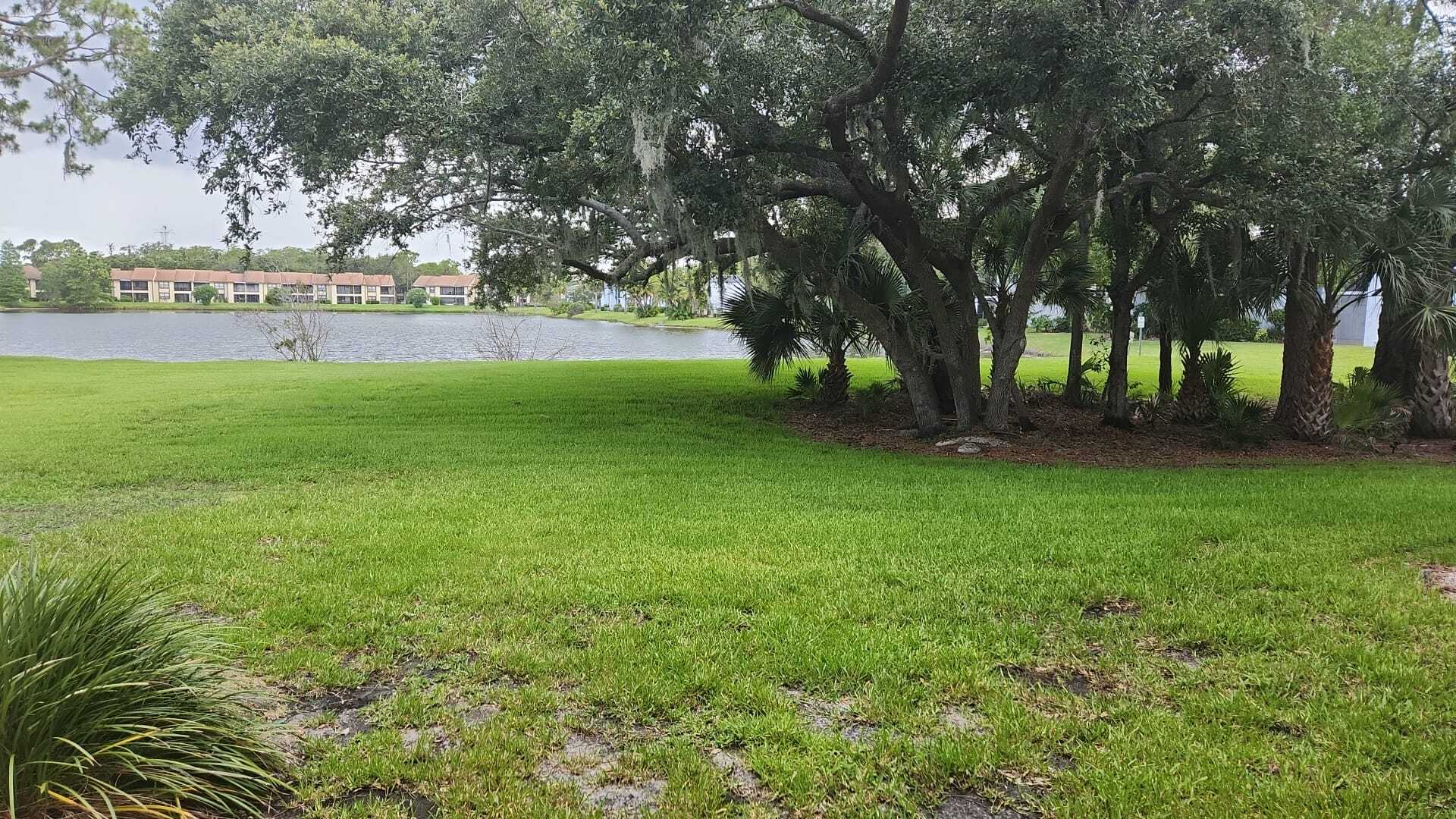 Building Photo - 70 Woodlake Plz