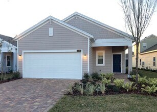 Building Photo - Stylish & Low-Maintenance Living in Oakleaf Community