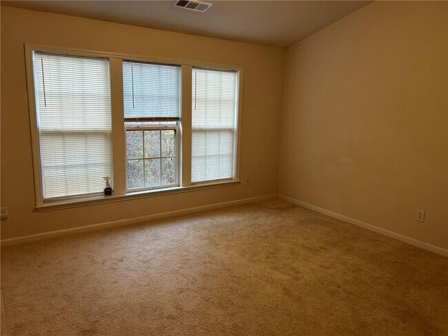 Building Photo - 2063 Hailston Dr NW