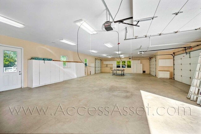 Building Photo - The Ultimate Tuscan Inspired Wine Country Estate With 5 Bed/6 Bath!