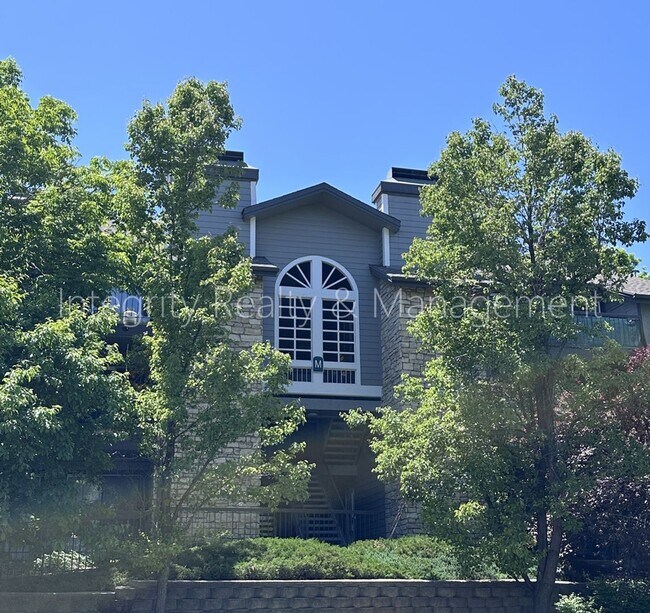Building Photo - 2575 S Syracuse Way
