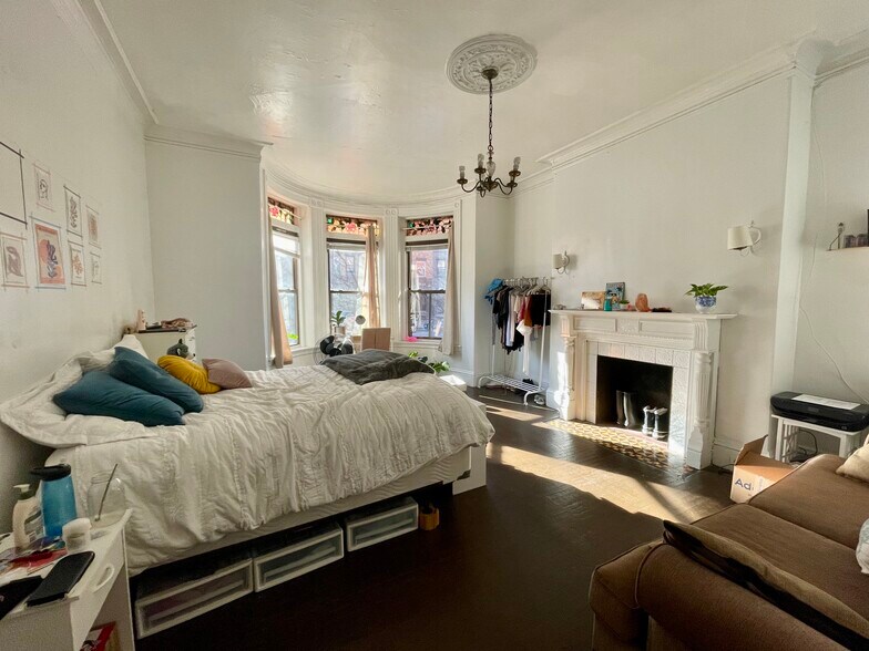 Front BR with fireplace - 73 Westland Ave