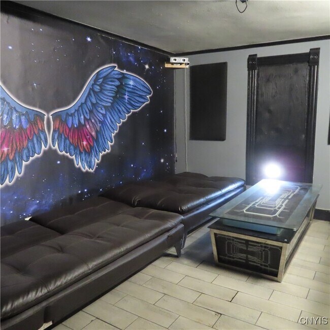 Building Photo - 600 Burnet Ave