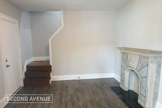 Building Photo - 11512 Harvey Ave