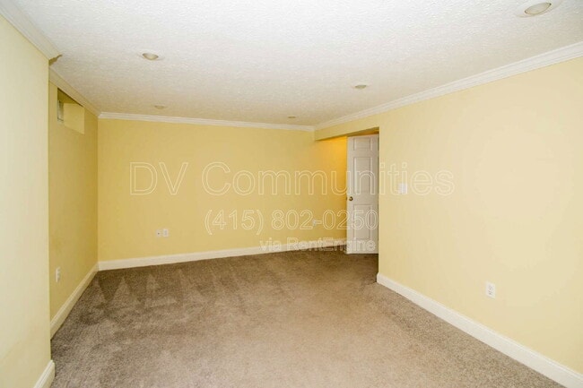 Building Photo - 20040 Bonnie Bank Blvd