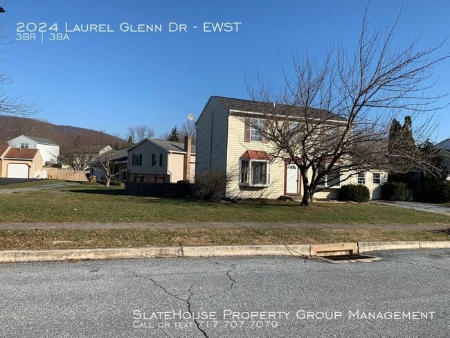 Building Photo - 3 bedroom in Deer Path Woods