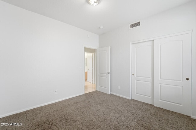 Building Photo - 7180 W Trails Dr