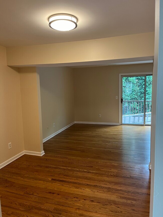 Building Photo - 426 Courtland Ave