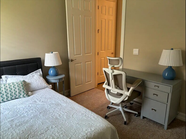 Bedroom 3 - 681 Maraviya Blvd