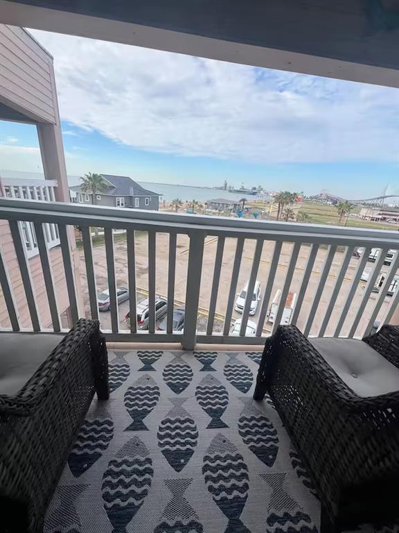 Building Photo - 3938 Surfside Blvd