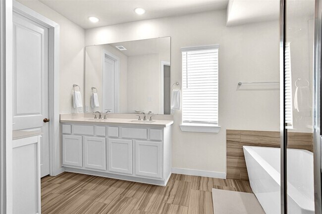 Building Photo - 440 Flowering Lotus Ct