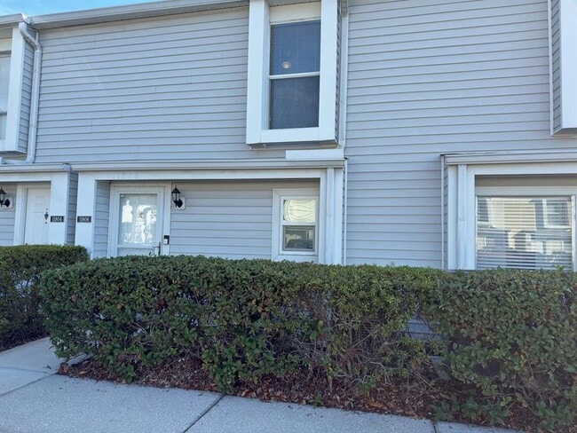 Building Photo - 11806 Cypress Hill Cir