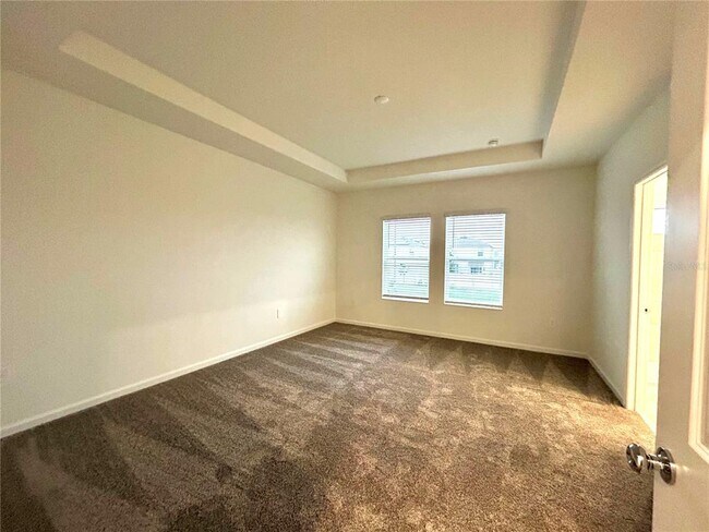 Building Photo - 2943 Savoir