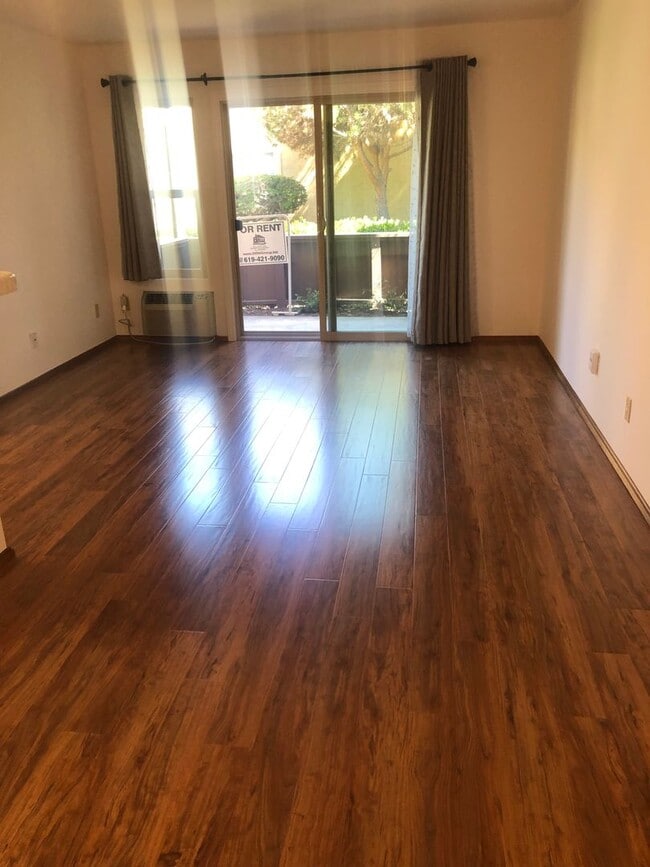 Building Photo - Rancho Mission Villas, 1 Bedroom, 1 Bath,  Community Pool & Spa!