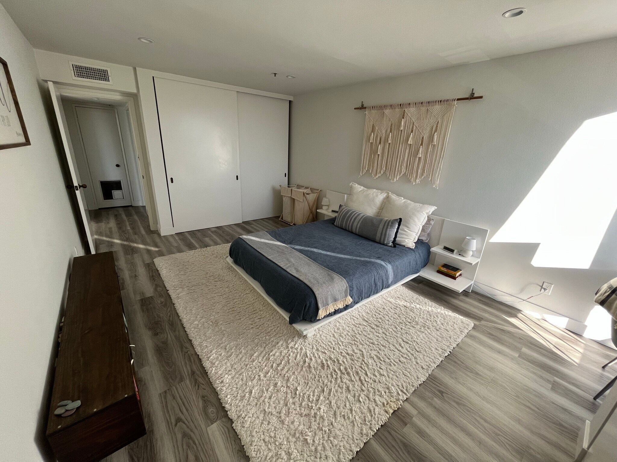 Bedroom - 222 S Central Ave