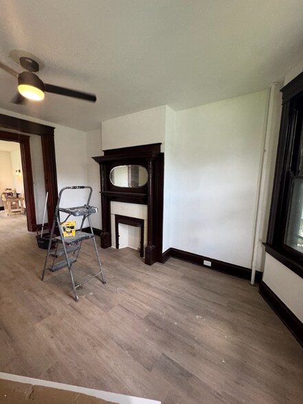 Building Photo - 2239 Burnet Ave