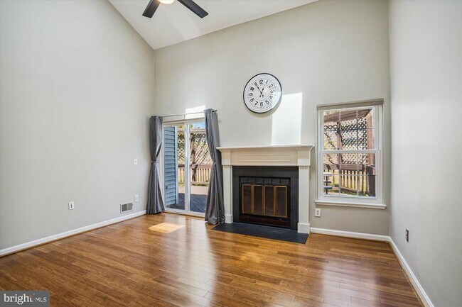 Building Photo - 13508 Coates Ln