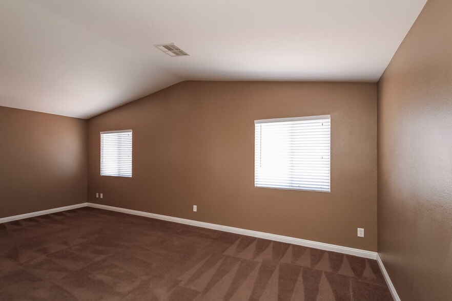 Building Photo - 410 Maritocca Ave