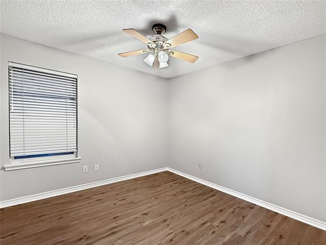 Building Photo - 6913 Battle Creek Dr