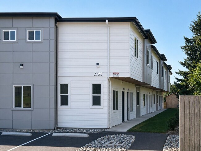 Building Photo - 2155 Siddle Loop