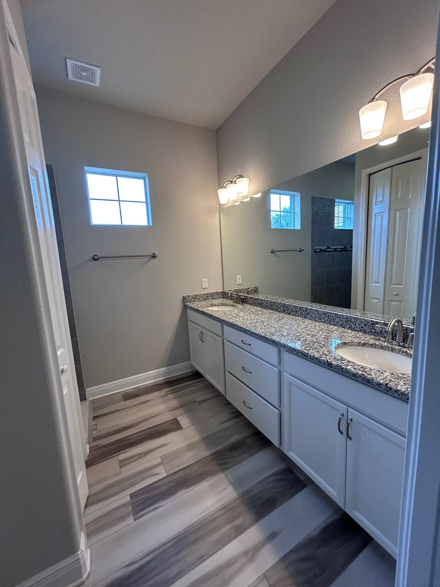 Building Photo - 1574 N Dimaggio Path