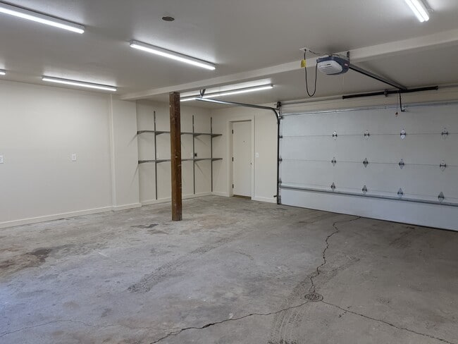 Building Photo - 113 N 19th St