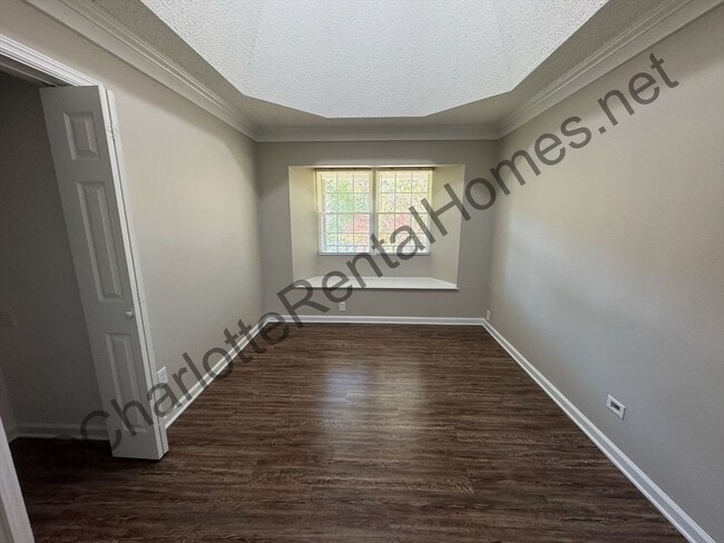 Building Photo - Rocking Chair front porch in Mint Hill!