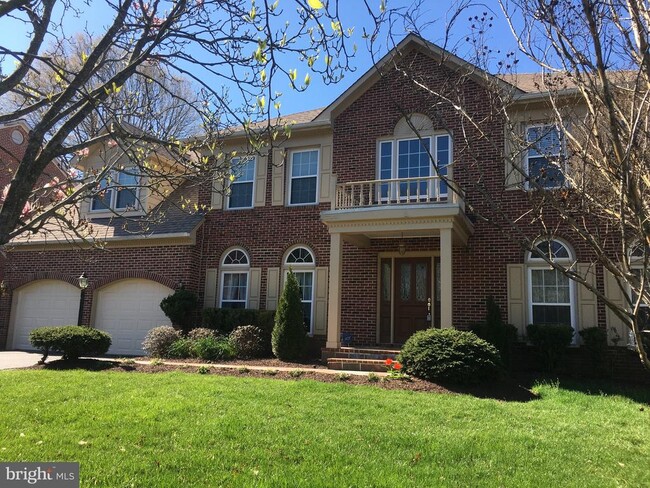 Building Photo - 5430 Ashleigh Rd