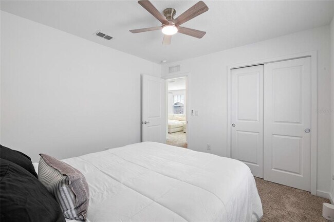 Building Photo - 6214 Golden Bch Dr