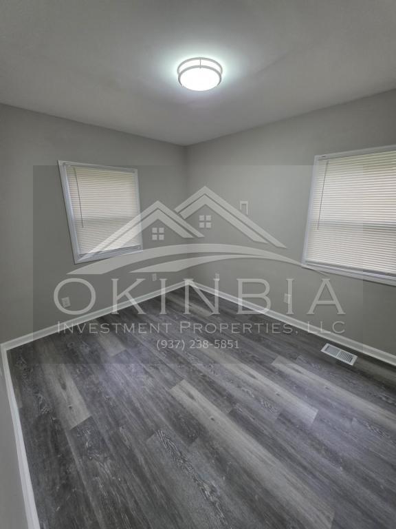 Building Photo - 4420 Catalina Ave
